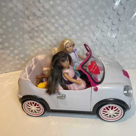 Lori doll 👧Go Everywhere! Convertible Silver Car with picnic basket - Picture 8 of 14